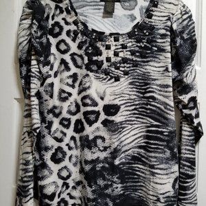 Long Sleeves Blouse PXL Cream and Black Leopard